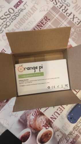 Click to view full screen Orange Pi 3 LTS 2GB de Ram, 8GB eMMC c/ Wifi + Bluetooth photo review